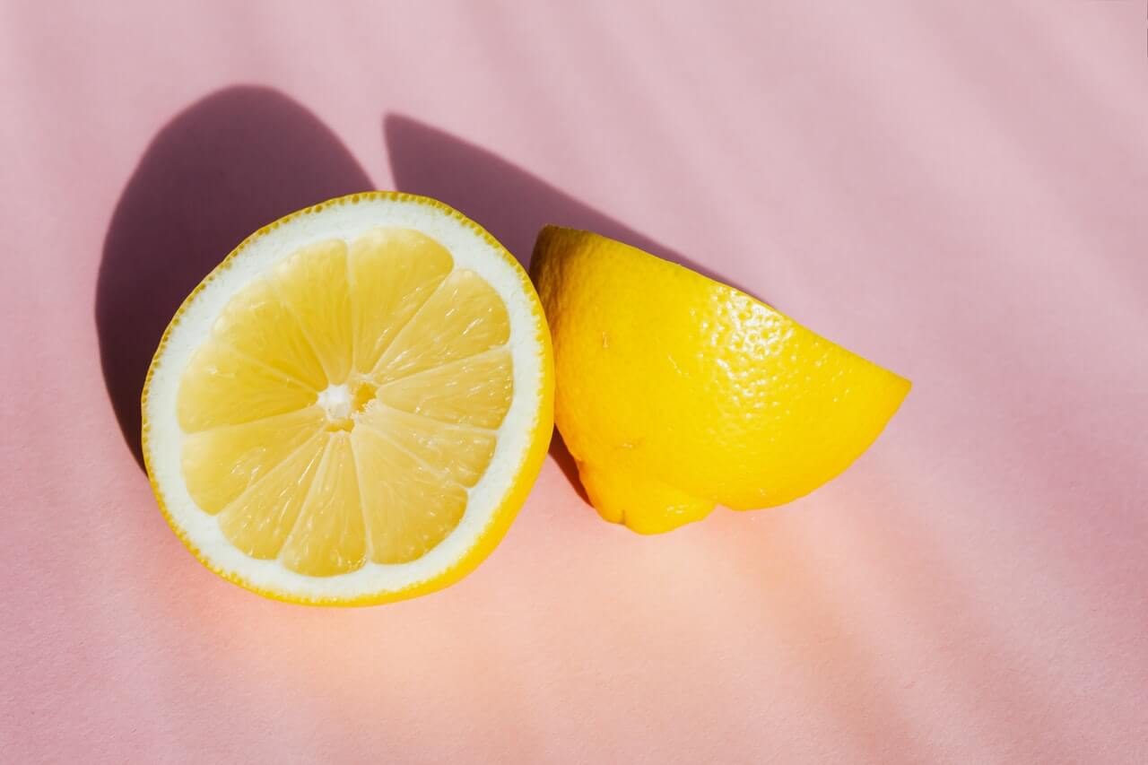 Najlepší spôsob, ako udržať citróny čerstvé po celý mesiac